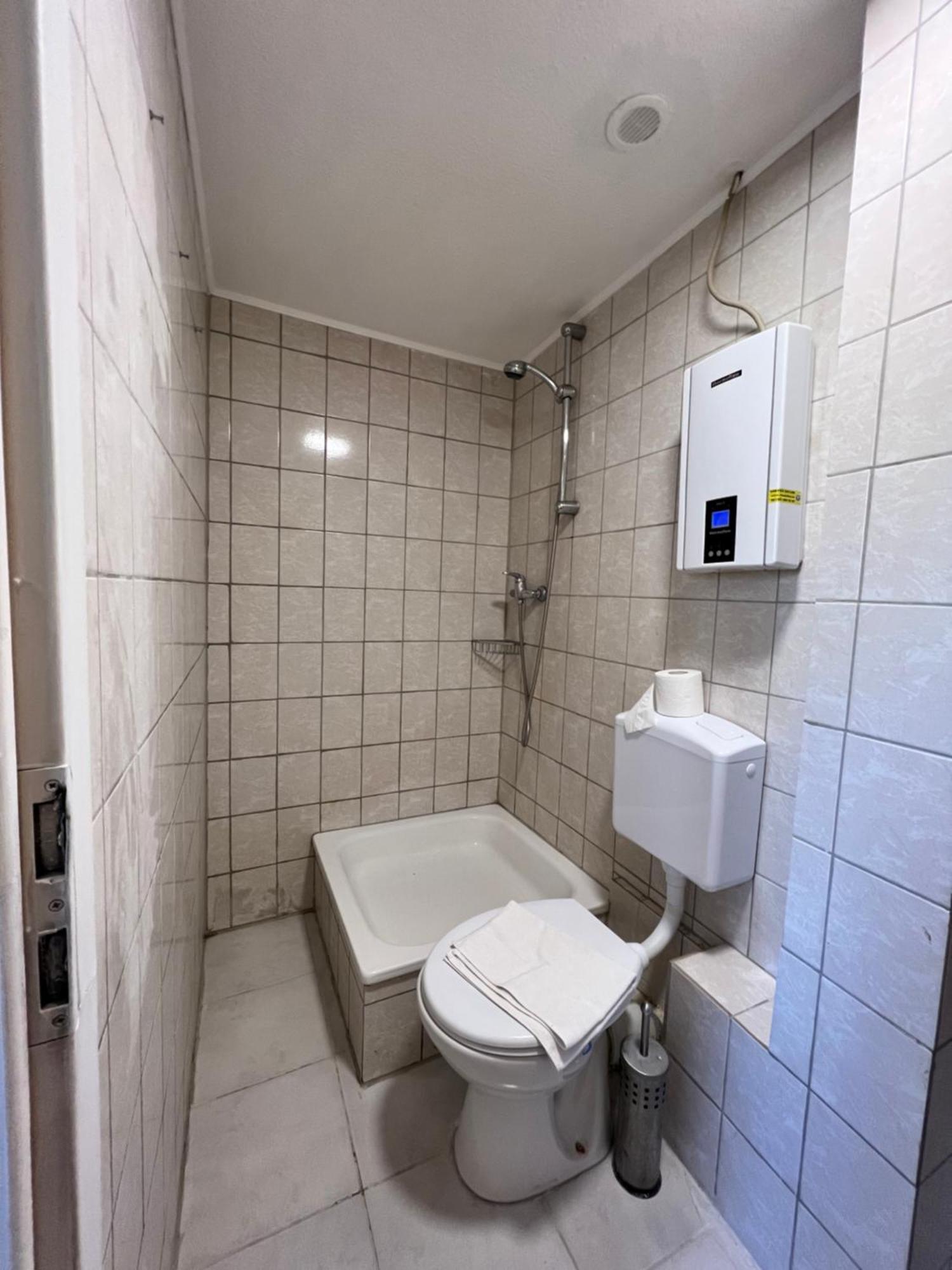 Moebliertes Wohnung Am Geroweiher Moenchengladbach Szoba fotó
